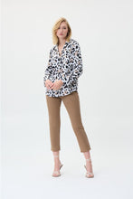 Load image into Gallery viewer, Joseph Ribkoff 231239 Printed Blouse
