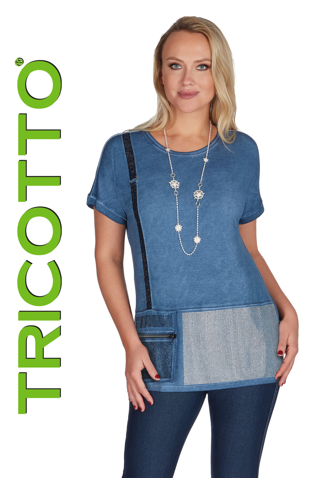 Tricotto 484 Short Sleeve Top With Pocket Detail